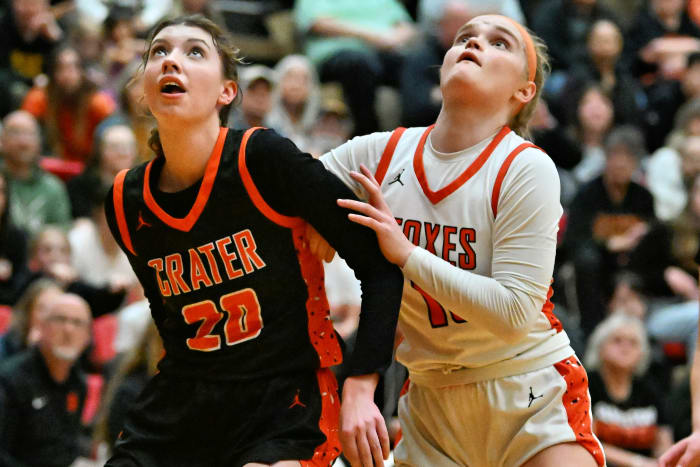 a Silverton Crater 5A Oregon girls basketball final 2024 Leon Neuschwander 26
